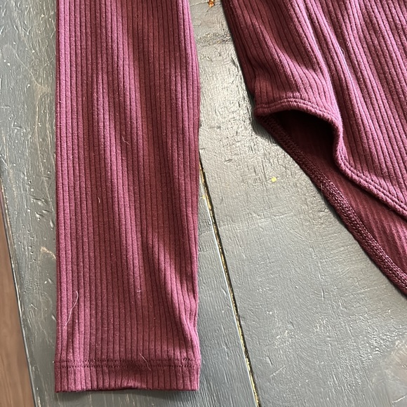 Burgundy ribbed body suit - Picture 5 of 8
